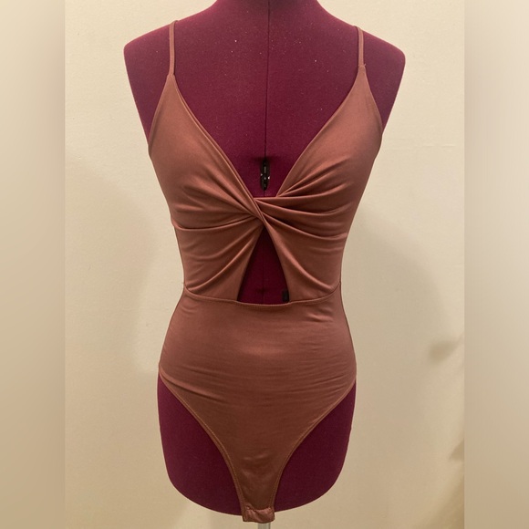 Fashion Nova Rust bodysuit XS - Picture 1 of 5